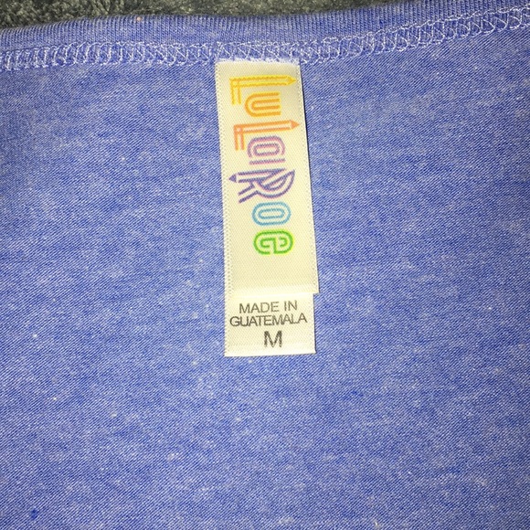 LulaRoe Classic Tee - Picture 2 of 3